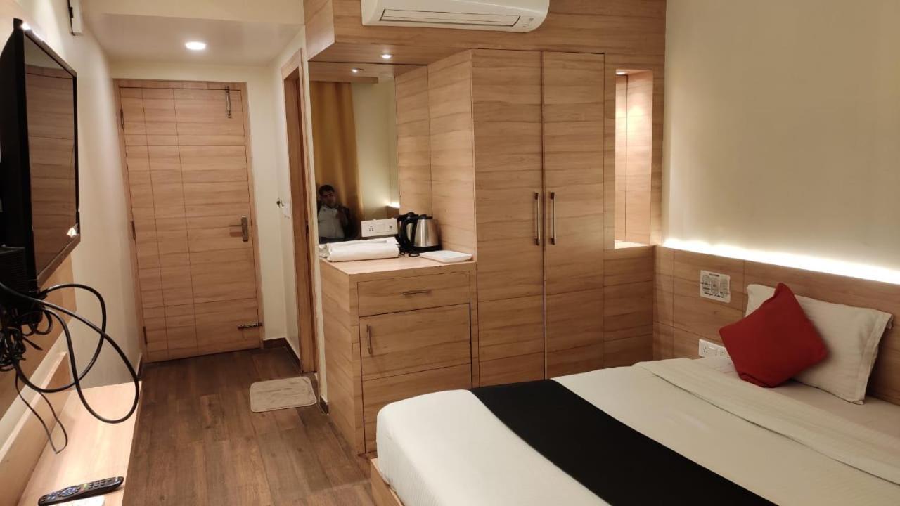 Hotel Poseidon Inn Lucknow Extérieur photo