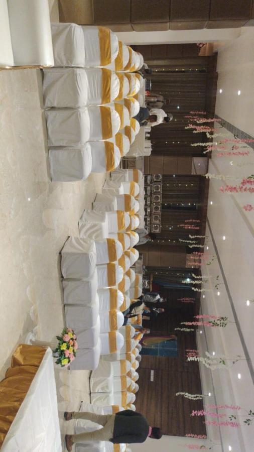 Hotel Poseidon Inn Lucknow Extérieur photo